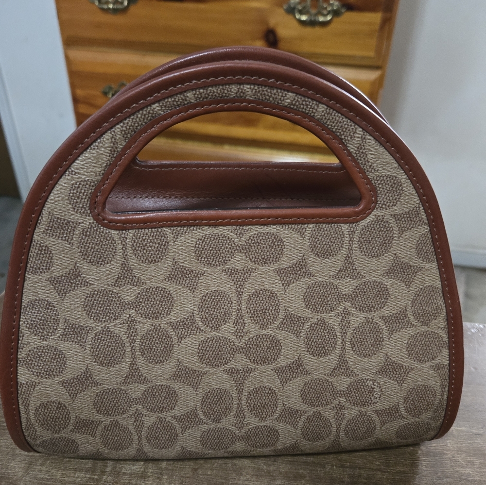 Coach Purse - Picture 2 of 4